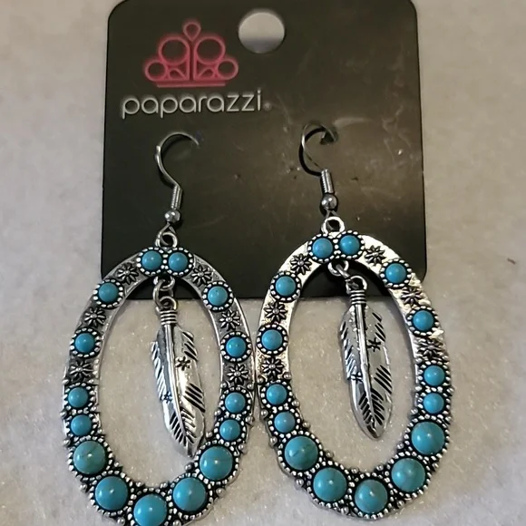 Earrings Bundle - Picture 4 of 6